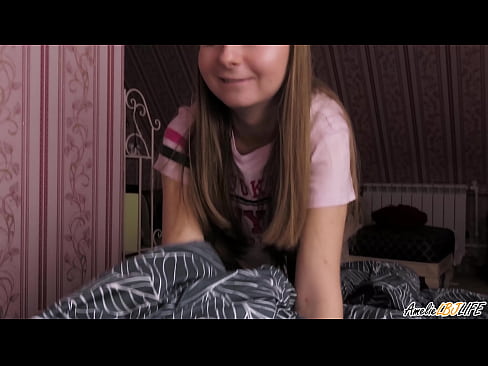 ❤️ Blondie sýgur BFF's djúpt og fær ásamt í munninn ☑ Rússneskt klám á is.extratorrents.top ☑